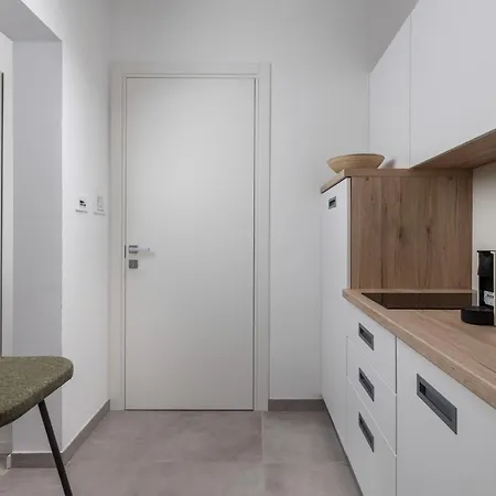 Brand New Apartments Villa Tereza Icici, 100M From The Beach Exterior photo