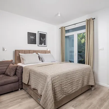 Brand New Apartments Villa Tereza Icici, 100M From The Beach Exterior photo