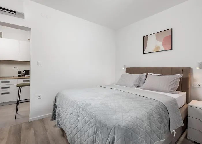 Brand New Apartments Villa Tereza Icici, 100M From The Beach